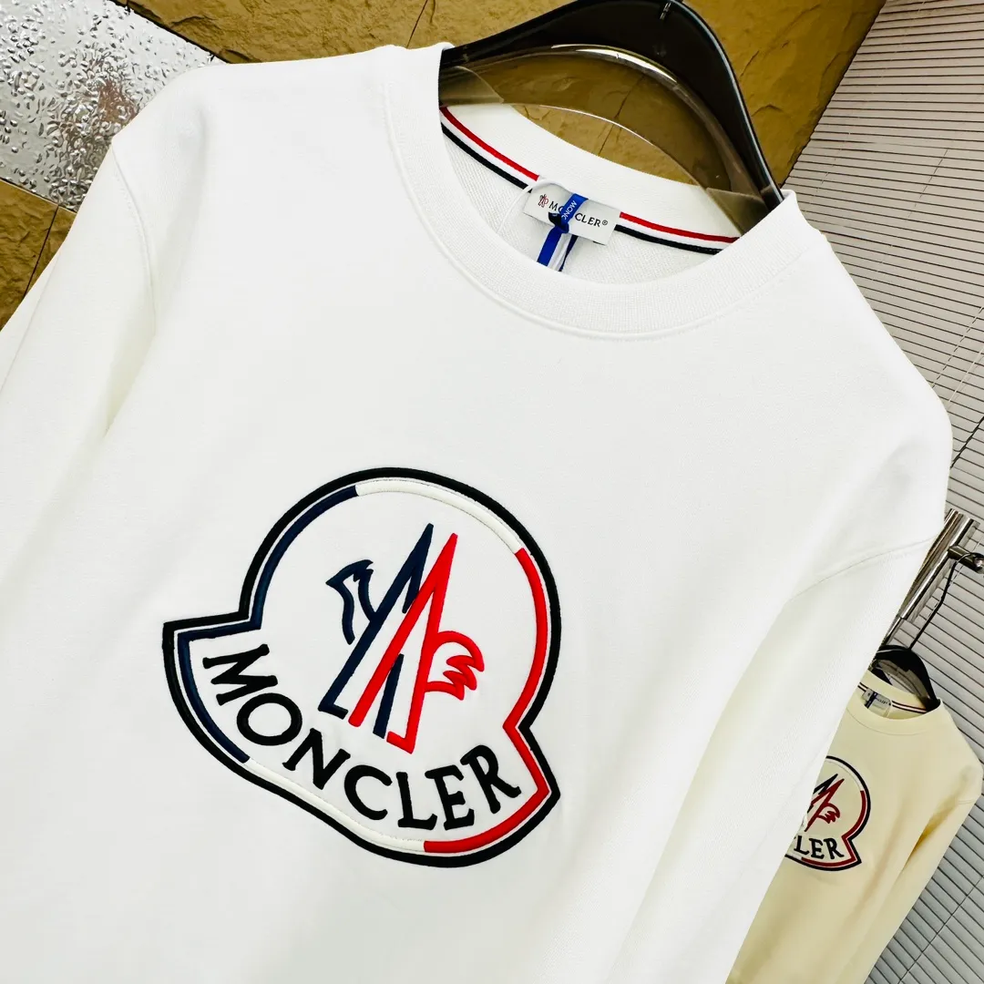 ： 🤳𝐌𝐎𝐍𝐂𝐋𝐄𝐑 ：☑️ 440 👕 ：☑️ 1*1 。🔜 。 ：☑️ 3D ，🇧🇫 1：1 。 ， ， ！🇲🇩 ！ Size：☑️S 〰️M 〰️L 〰️XL 〰️XXL